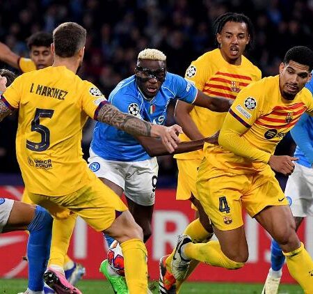 Arsenal thua đau phút cuối, Napoli cầm hòa Barcelona
